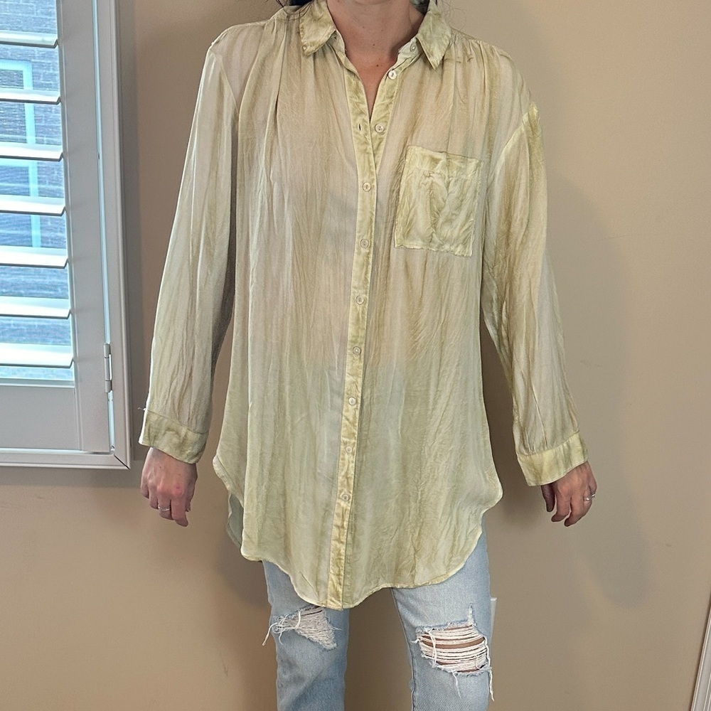 Pilcro Anthropologie liquid stone wash yellow green button down boho size S NWT